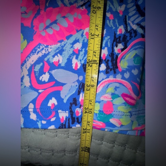 Lilly Pulitzer Amina in Fantasy Garden. Size Medium. EUC - Picture 7 of 12